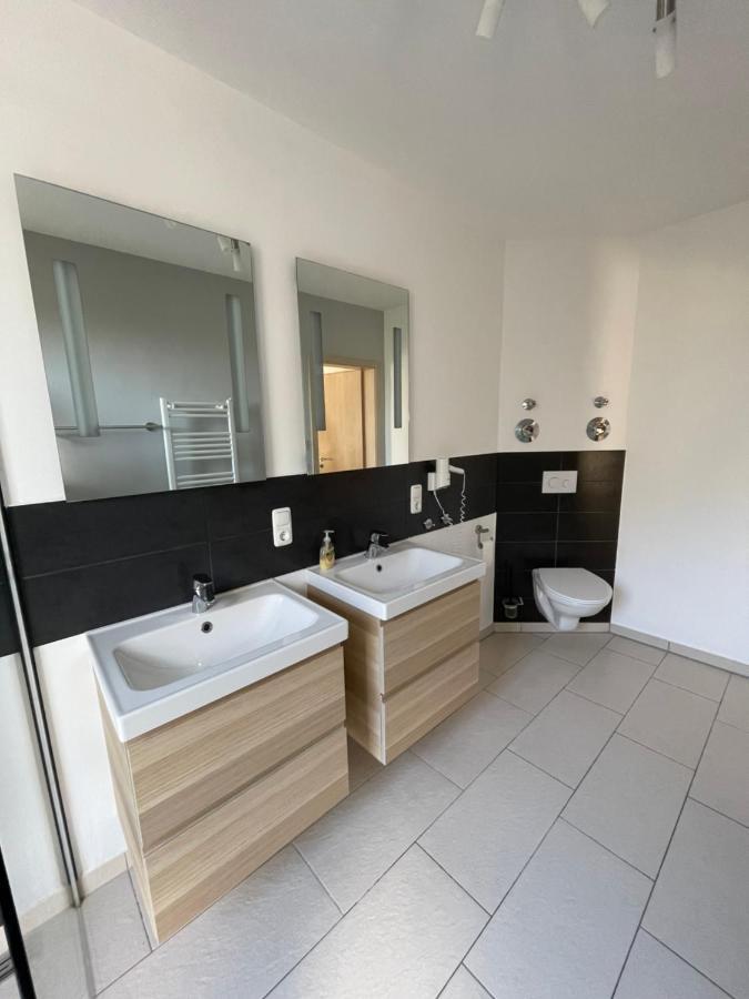 Villa Sara Wohnung Buskam Mit Terrasse Goehren  Exteriör bild